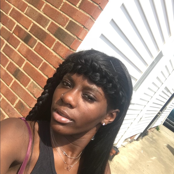 Meet your Posher, Amari - Picture 5 of 8